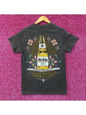 Modelo Especial Beer Bottle Promo T-Shirt Small